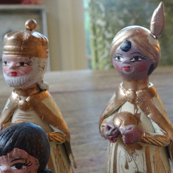 Rare Handcrafted Vintage Mexican Folk Art Christian Christmas Gold Nativity Set - Picture 3 of 13